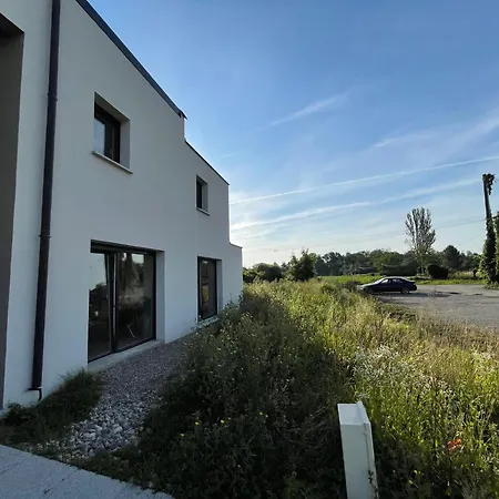 Casa vacanze Maisons Neuves Dans Quartier Calme