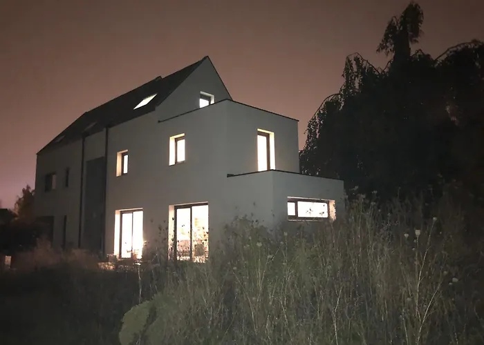 Maisons Neuves Dans Quartier Calme *