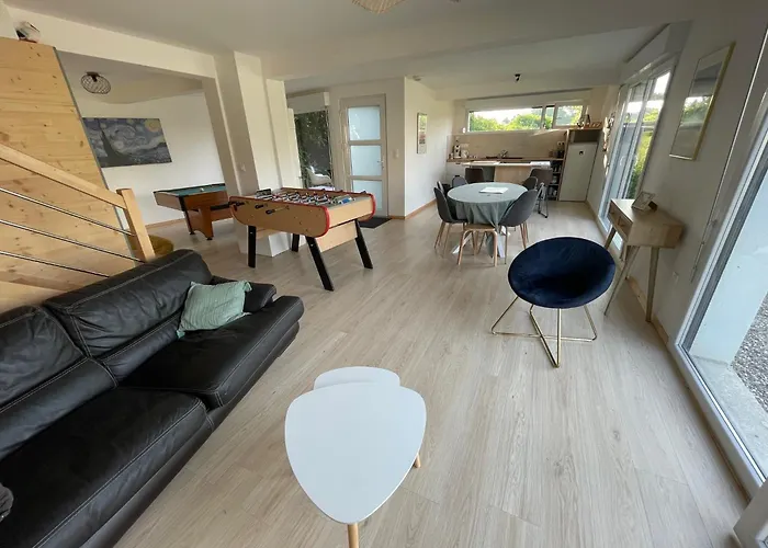 Holiday home Maisons Neuves Dans Quartier Calme *